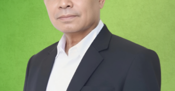 นายชาติชาย ศรีษะนอก
